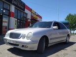 Mercedes E 220-1