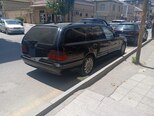 Mercedes E 270-3