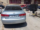 Hyundai Sonata-4