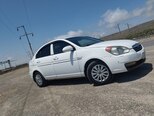 Hyundai Accent-4