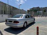 Mercedes E 220-12