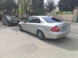 Mercedes E 240-3