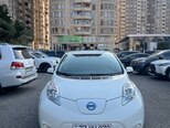 Nissan Leaf-1