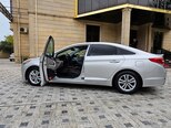Hyundai Sonata-3