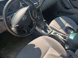 Hyundai Elantra-8