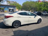 Hyundai Elantra-5