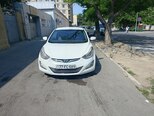Hyundai Elantra-1