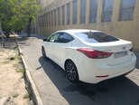Hyundai Elantra-3