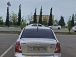 Hyundai Accent-19