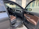 Kia Sorento-16