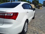 Kia Rio-5