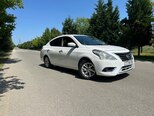 Nissan Versa-2