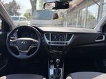 Hyundai Accent-7