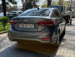 Hyundai Accent-6