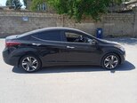 Hyundai Elantra-2