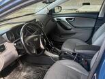 Hyundai Elantra-3