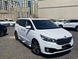 Kia Carnival-1