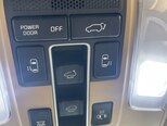 Kia Carnival-10