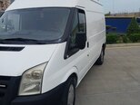 Ford Transit-6