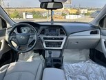 Hyundai Sonata-11