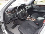 Mercedes E 240-8