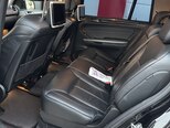 Mercedes GL 550 4MATIC-14