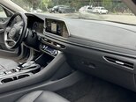 Hyundai Sonata-11