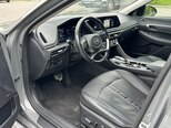 Hyundai Sonata-12