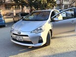 Toyota Aqua-2