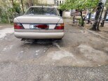 Mercedes 230 E-2