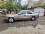 Mercedes 230 E-3