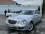 Mercedes E 220-2