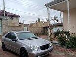 Mercedes C 200-1