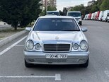 Mercedes E 240-2