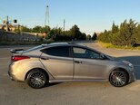Hyundai Elantra-4