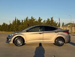 Hyundai Elantra-5