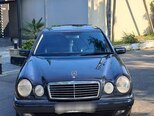 Mercedes E 280-1