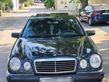 Mercedes E 280-17