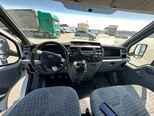 Ford Transit-9
