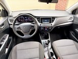 Hyundai Accent-8