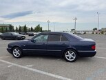 Mercedes E 240-4
