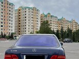 Mercedes E 240-2