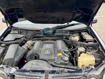 Mercedes E 240-13