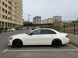 Mercedes E 300-9