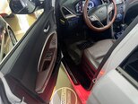 Hyundai Santa Fe-5