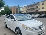 Hyundai Sonata-2