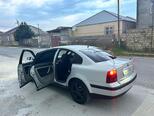 Volkswagen Passat-2