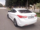 Hyundai Elantra-5