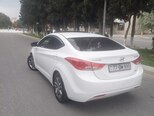 Hyundai Elantra-6