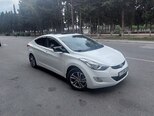 Hyundai Elantra-2